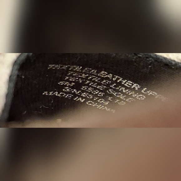 EUC Tory Burch Black Leather & Beige Canvas Casual Boho Wedge Heel Shoe SZ 6M - Picture 9 of 9